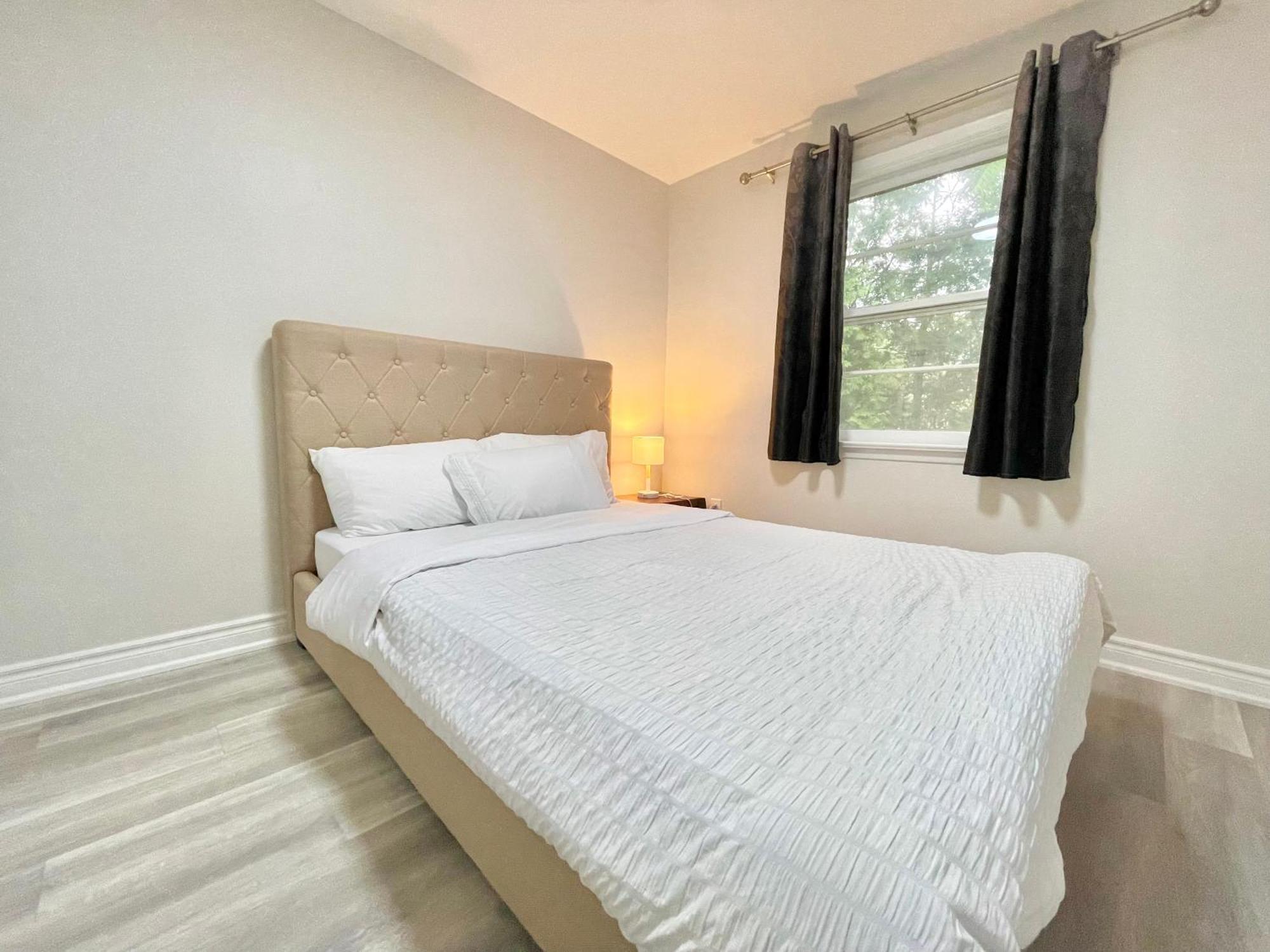 Cozy New Home With 3 Bedrooms Richmond Hill Esterno foto